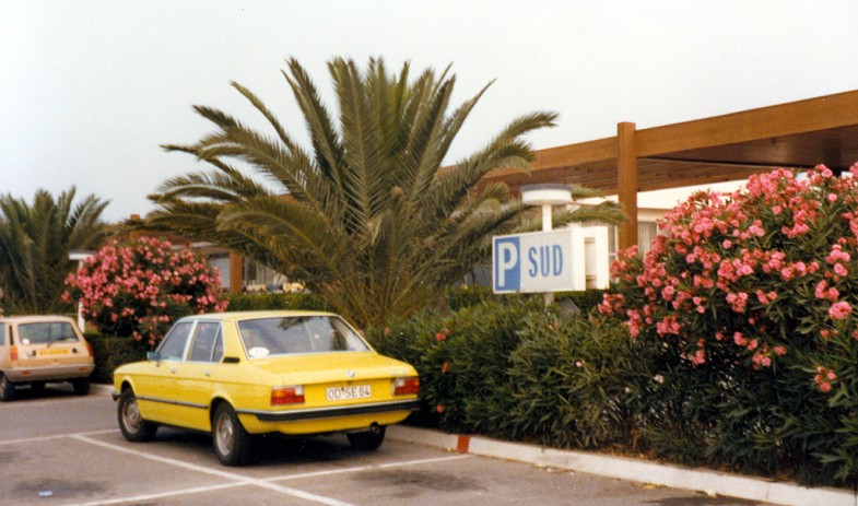BMW 518